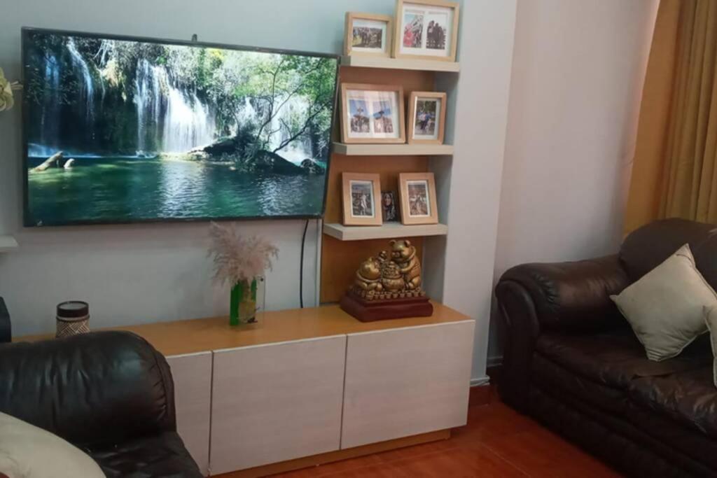 A Un Minuto Del Aeropuerto Sientase Como En Casa Cusco Bagian luar foto