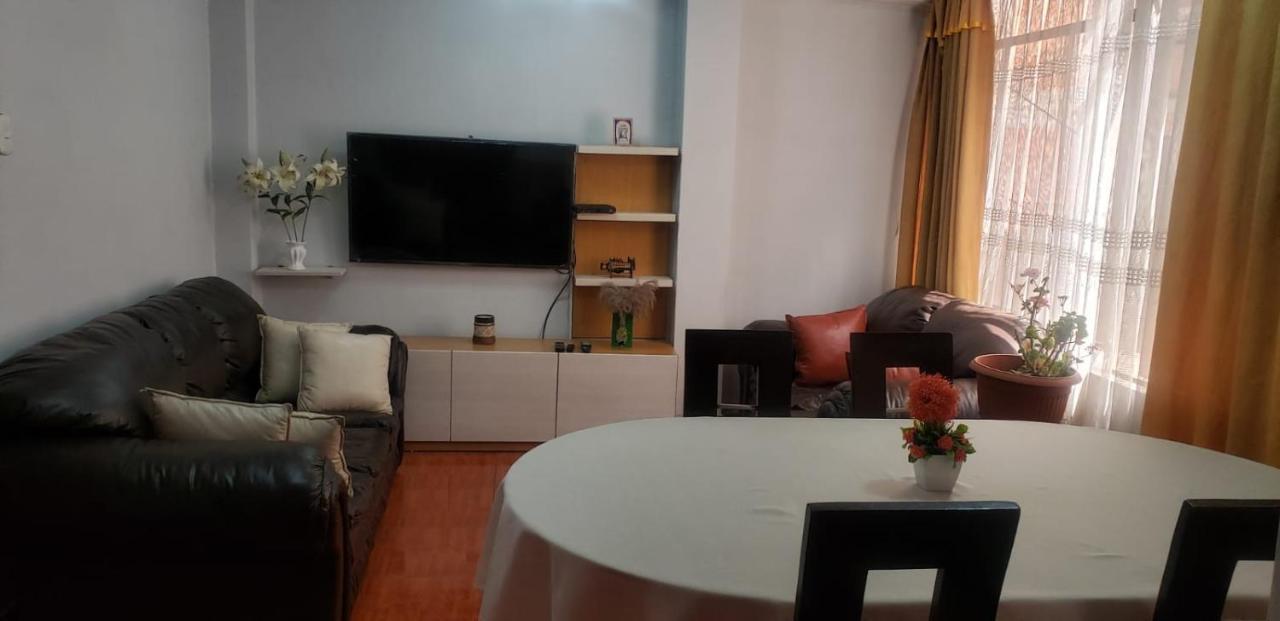 A Un Minuto Del Aeropuerto Sientase Como En Casa Cusco Bagian luar foto